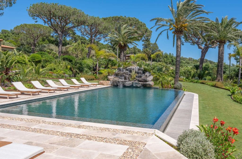 Comment l’extérieur de votre jardin peut valoriser votre bien immobilier